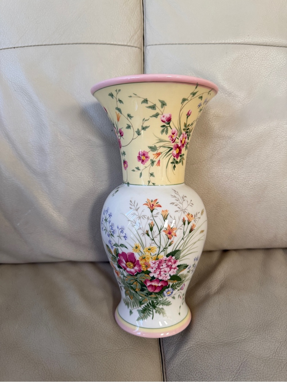 vintage Laura Ashley Home Floral Bouquet 10-inch ceramic vase
